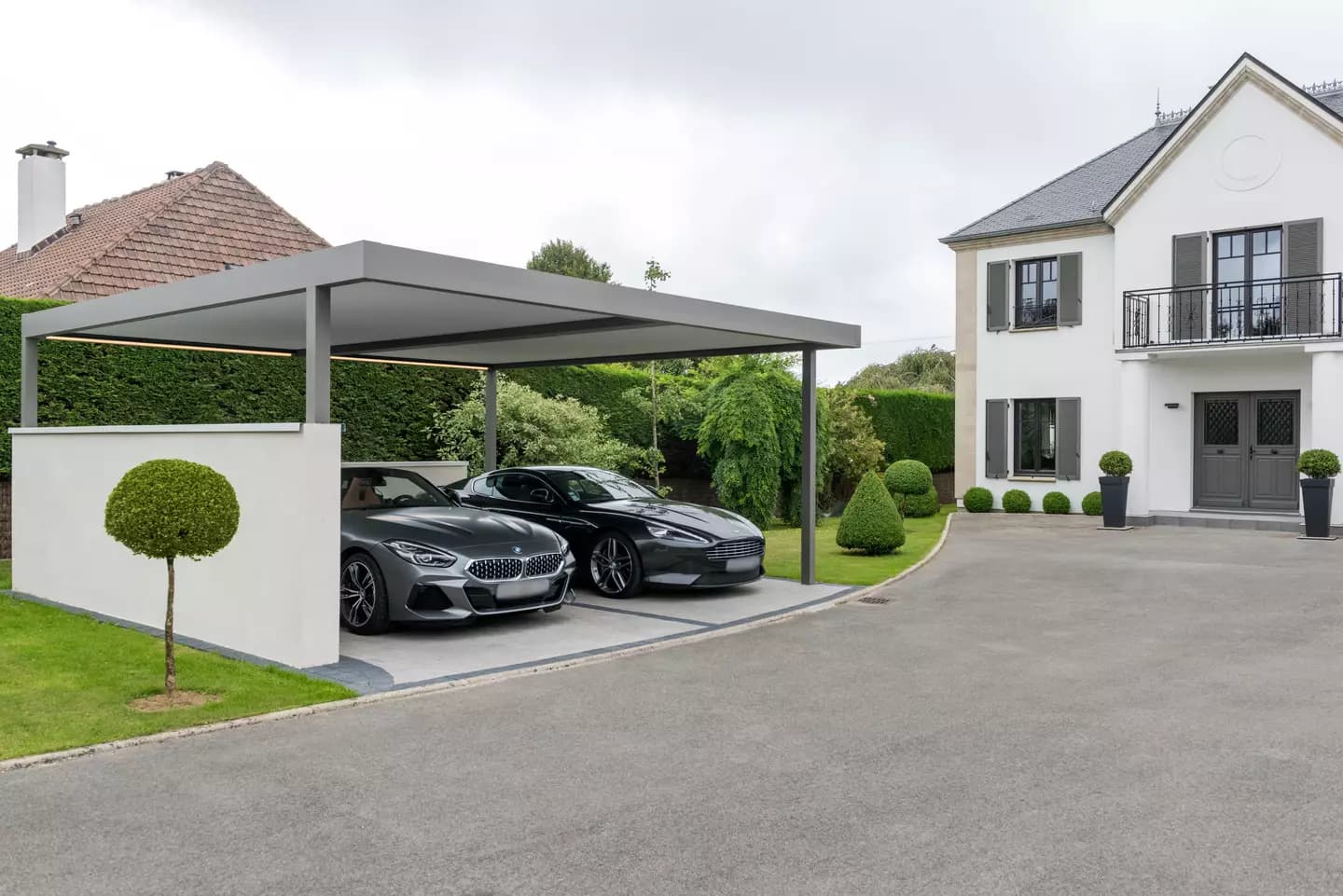 Carport villa privée