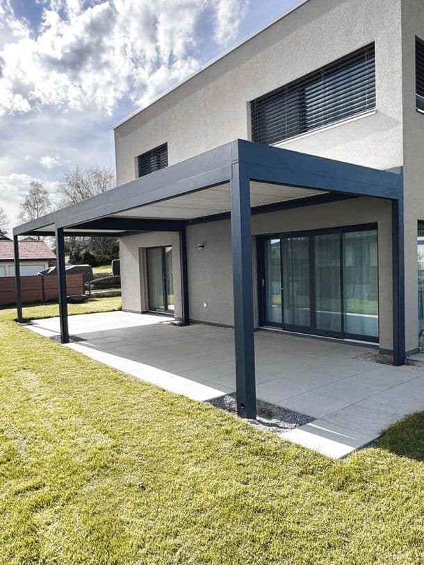 Bioklimatische Pergola
