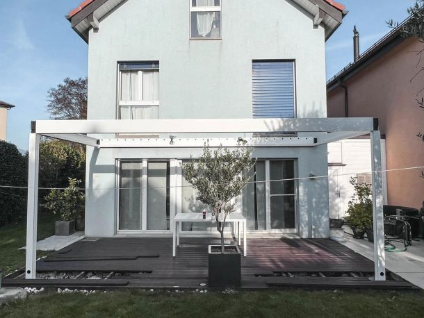 Pergola bioclimatique